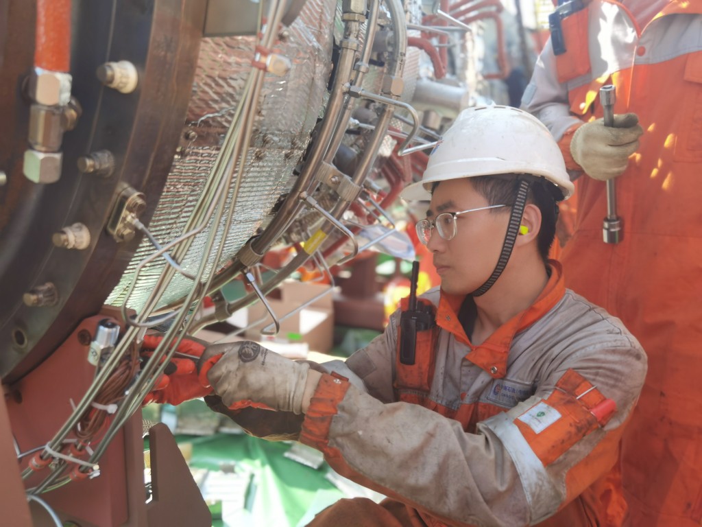 www.oilsns.com